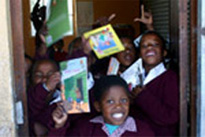 ナミビアにあるデンウイ幼稚園のケイト・スターク女史