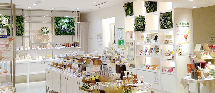 山田養蜂場 なんばパークス店